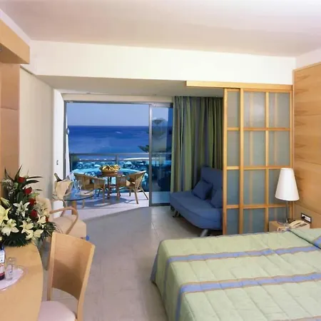Calypso Beach Курортный комплекс